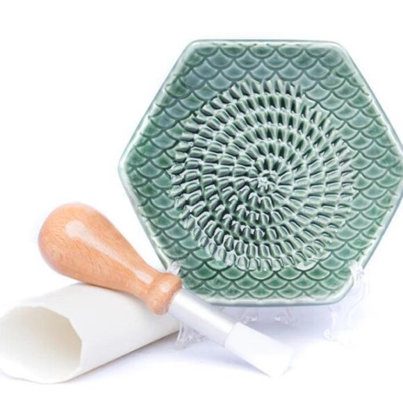 The Grate Plate Ceramic Grater (Includes peeler and brush) Sage Green - Picture 1 of 8